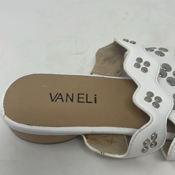 Vaneli White Triple Strap Silver Stud Slip-On Sandals Size 9.5N - Picture 9 of 10